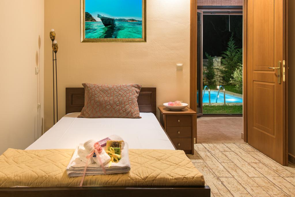 Astarte Villas - Kyveli Luxurious Private Villa Gaitani Quarto foto